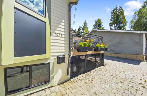 Historic District House | High Street Hideaway home