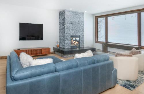 Highlands Townhomes Apartment | Highlands Slopeside #221 condo