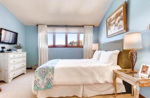 Highlands Townhomes Apartment | Highlands Slopeside 509 by East West Hospitality