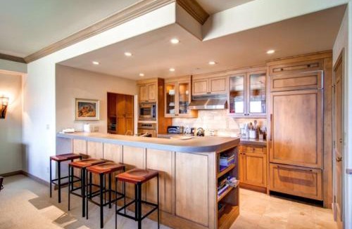 Highlands Townhomes Apartment | Highlands Slopeside 505 by East West Hospitality
