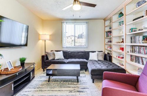 Fallbrook House | Hike, Sip & Explore: Couple’s Retreat in Fallbrook