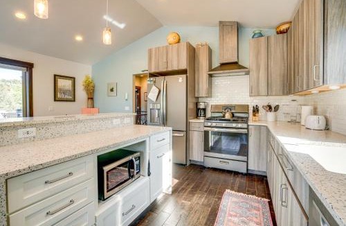 Keystone House | Hike, Soak & Play: Keystone Home w/Views!
