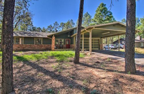 Show Low House | Hike & Unwind: Lakeside Home w/Fire Pit!