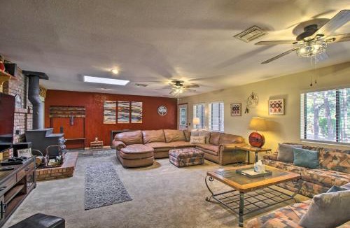 Show Low House | Hike & Unwind: Lakeside Home w/Fire Pit!