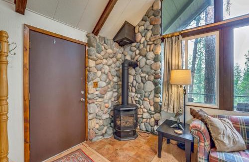 Garden Valley House | Hillside Hideaway: Warm & Cozy Terrace Lakes Cabin