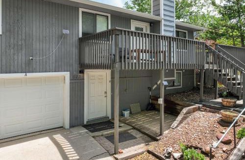Colorado Springs House | Hillside Perfection Pet-Friendly Fire Pit & BBQ