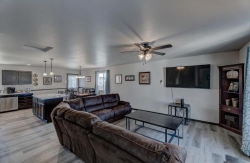 Rapid City House | Hilltop Family Home with Game Room