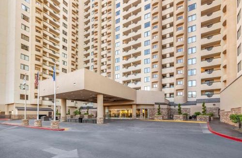 Las Vegas Resort | Hilton Vacation Club Polo Towers Las Vegas