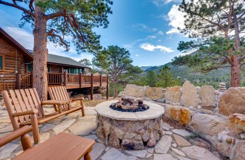 Estes Park House | Historic cabin with mountain views, private W/D, & furnished deck