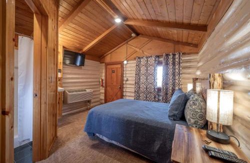 Ashton House | Historic Log Cabin for Two near Yellowstone National Park in Ashton, Idaho