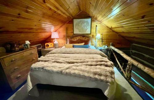 McGregor House | Historic Sadie's Log Cabin