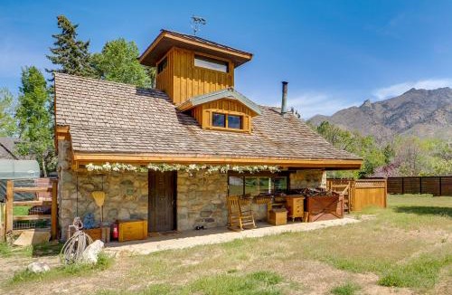 Sandy House | Historical Mtn-View Getaway w/Hot Tub in Sandy!