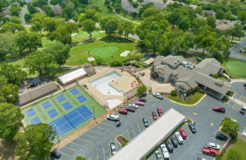 Table Rock House | Hole-in-One Hideaway For 4