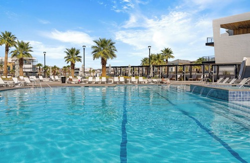 St. George Condo | Holiday House #73: Desert Color Lagoon + Beaches