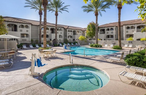 North Scottsdale Hotel | Holiday Inn Club Vacations Scottsdale Resort