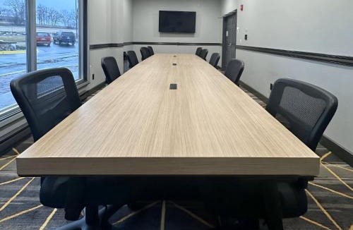 Detroit Lakes Hotel | Holiday Inn Detroit Lakes - Lakefront by IHG