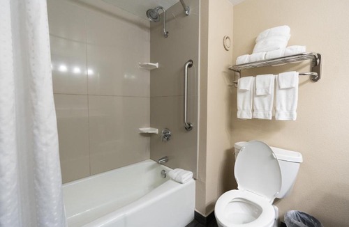 Southeast Boise Hotel | Holiday Inn Express Boise Downtown by IHG