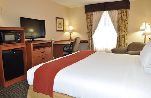 Sunrise Manor Hotel | Holiday Inn Express Las Vegas-Nellis, an IHG Hotel