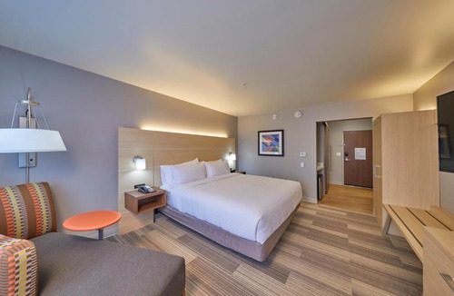 Hermiston Hotel | Holiday Inn Express & Suites - Hermiston Downtown by IHG