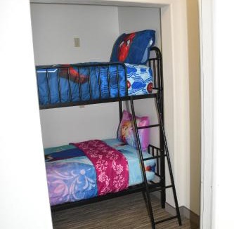 Evanston Hotel | Holiday Inn Express & Suites Evanston by IHG