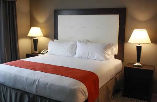 Davenport Hotel | Holiday Inn Hotel & Suites Davenport by IHG