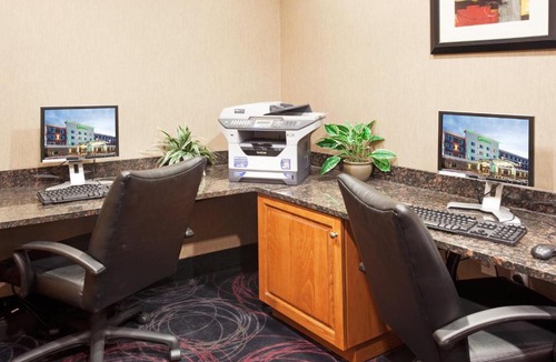 Grand Junction Hotel | Holiday Inn & Suites Grand Junction-Airport by IHG