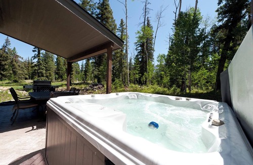 Purgatory House | Home Across from Purg - Hot Tub, Pool Table, Fire Pit, Arcade Game
