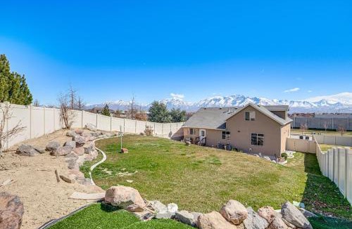 South Jordan Apartment | Home Theater & Patio: South Jordan Basement Unit