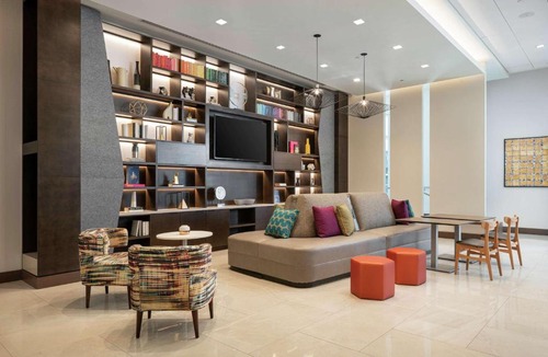 Downtown Denver Hotel | Home2 Suites By Hilton Denver Downtown Convention Center