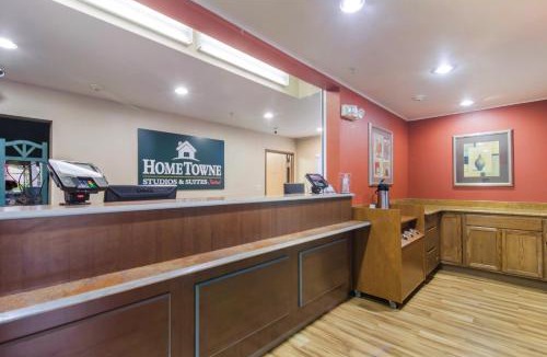 Bentonville Hotel | HomeTowne Studios & Suites by Red Roof Bentonville