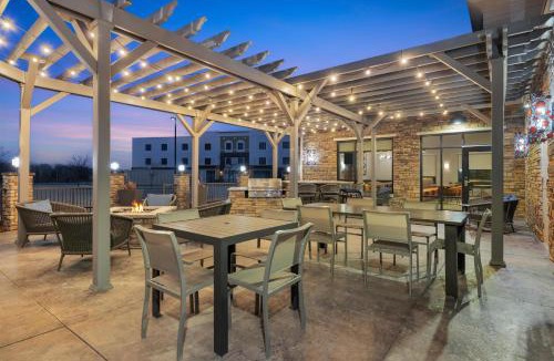 West Des Moines Hotel | Homewood Suites by Hilton West Des Moines/SW Mall Area