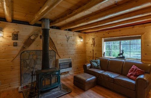 Island Park House | Hooter Hollow