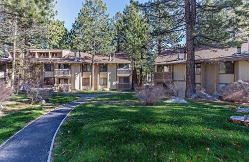 Mammoth Lakes House | Horizons 4 - Pool & Hot Tub Access