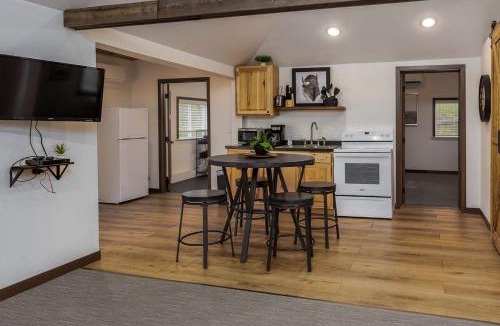 Rapid City House | Horse Creek Cabin #1, Rapid City, South Dakota