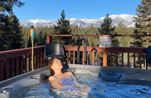 Seeley Lake House | Hot Tub-Awesome View-Secluded Apartment