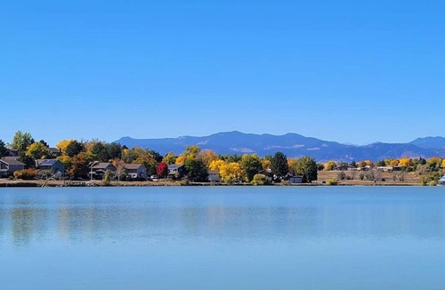 Arvada House | Hot Tub Lake View Oasis-Near Shops-Dining