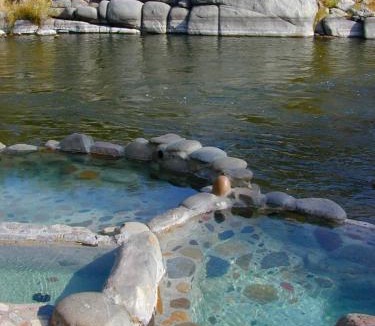 Kernville House | Hot Tub, Mountain Views, EV Charger, Private Beach