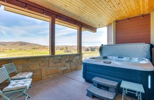 Grand Elk Ranch House | Hot Tub & Mtn Views: Townhome in Granby!