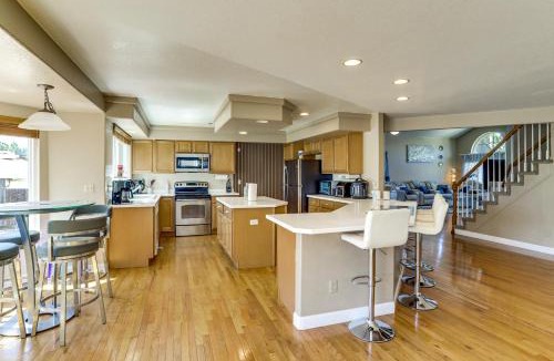 Green Valley Ranch House | Hot Tub + Patio: Group-Friendly Denver Oasis!