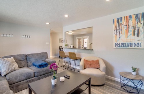 Lamar Heights Area House | Hot Tub, Pool Table, BBQ Patio, Yard Games