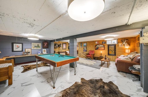 Clarkston Heights-Vineland Apartment | Hot Tub & Sweeping Views: Apt in Clarkston!