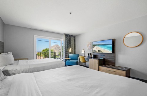 Morro Bay Hotel | Hotel Avisa Downtown