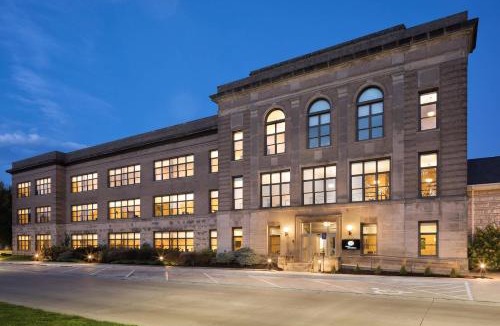 Grinnell Hotel | Hotel Grinnell, Ascend Hotel Collection