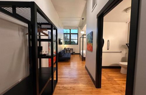 Grinnell Hotel | Hotel Grinnell, Ascend Hotel Collection