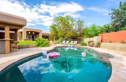 Paradise Highlands Estates Villa | Hotel Homes - Luxury Paradise Valley