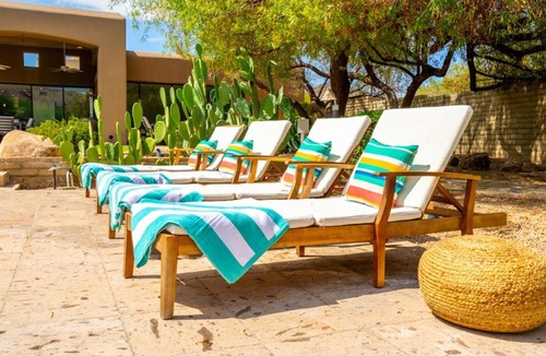 Paradise Highlands Estates Villa | Hotel Homes - Luxury Paradise Valley