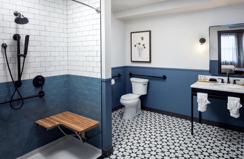 Downtown Northeast Hotel | Hotel Indigo - Omaha Downtown by IHG