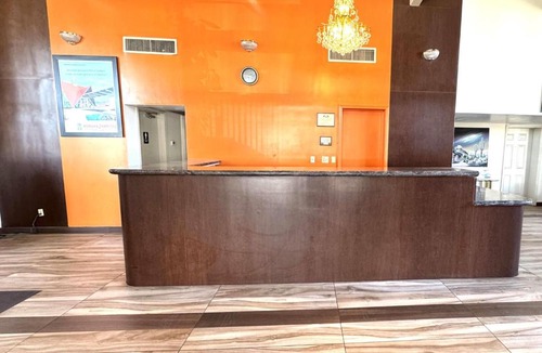 Phoenix Hotel | Howard Johnson by Wyndham Phoenix Airport/Downtown Area
