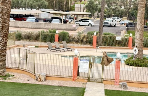 Phoenix Hotel | Howard Johnson by Wyndham Phoenix Airport/Downtown Area