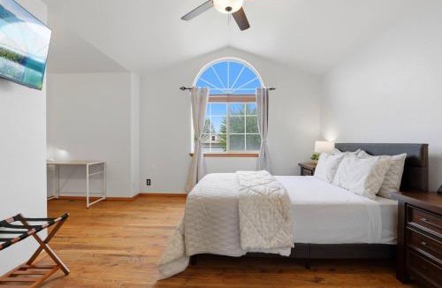 Coeur d'Alene House | Huckleberry Corner
